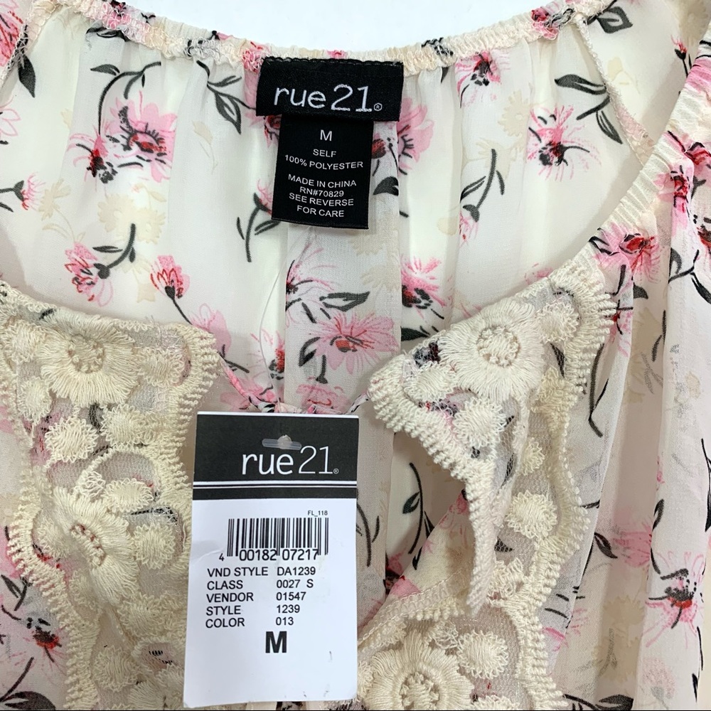 Rue 21 Women's Cream Pink Floral Lace Elbow Sleeve Sheer Blouse - NWT - Picture 4 of 8